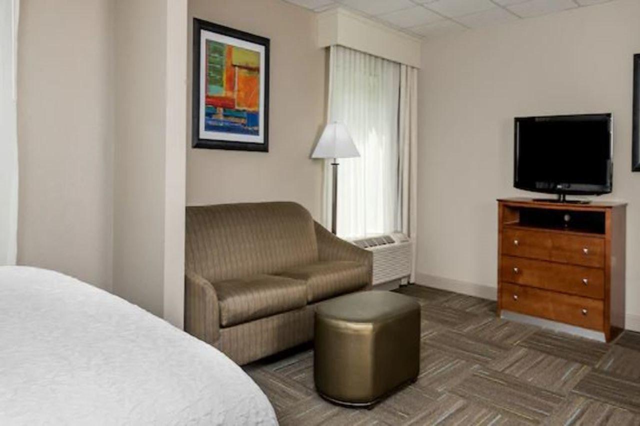 Hampton Inn Ft. Chiswell-Max Meadows Ngoại thất bức ảnh