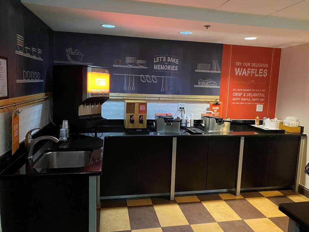 Hampton Inn Ft. Chiswell-Max Meadows Ngoại thất bức ảnh